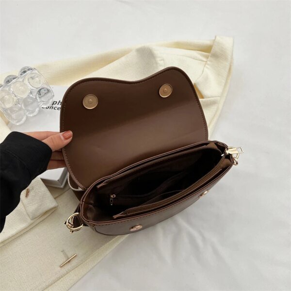 Vintage Women's Leather Saddle Bag Chain Shoulder Underarm - Image 6