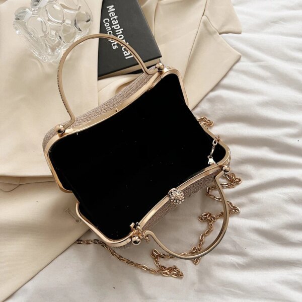 Women's Vintage Chain Evening Bag Crossbody Underarm Satchel (Black) - Image 6