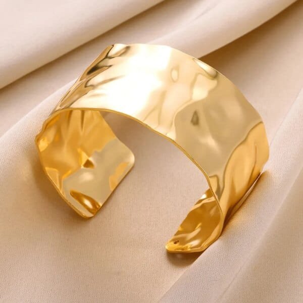 Exquisite Classic Bump Pattern Cuff Bracelet Gold Stainless Steel Open Bangle For Women Gift - Image 3