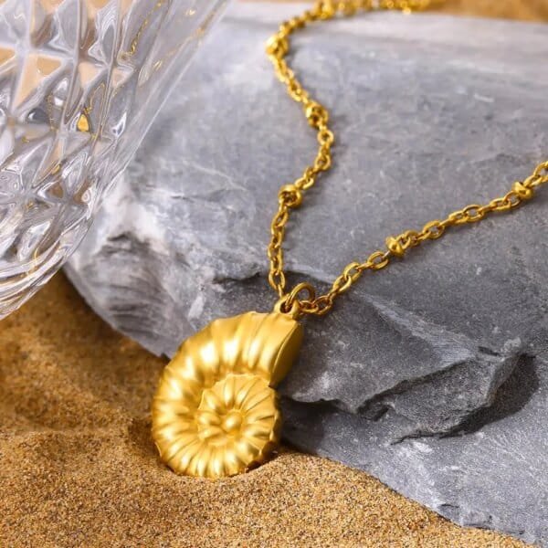 Gold Conch Pendant Necklace Stainless Steel Shell Jewelry for Women - Image 3