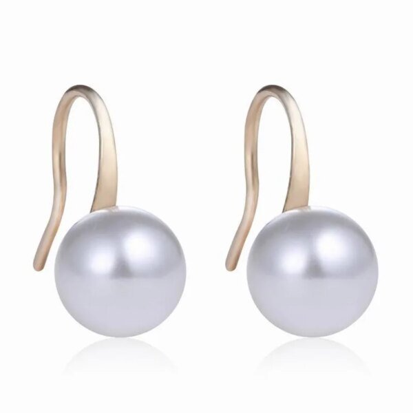 Bijoux Pearls Stud Earrings – Fashion Crystal Jewelry - Image 3