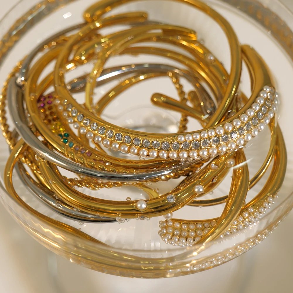 Women Zircon –18K Gold Plated Stainless Steel Pentagram Heart Bracelet - Image 5