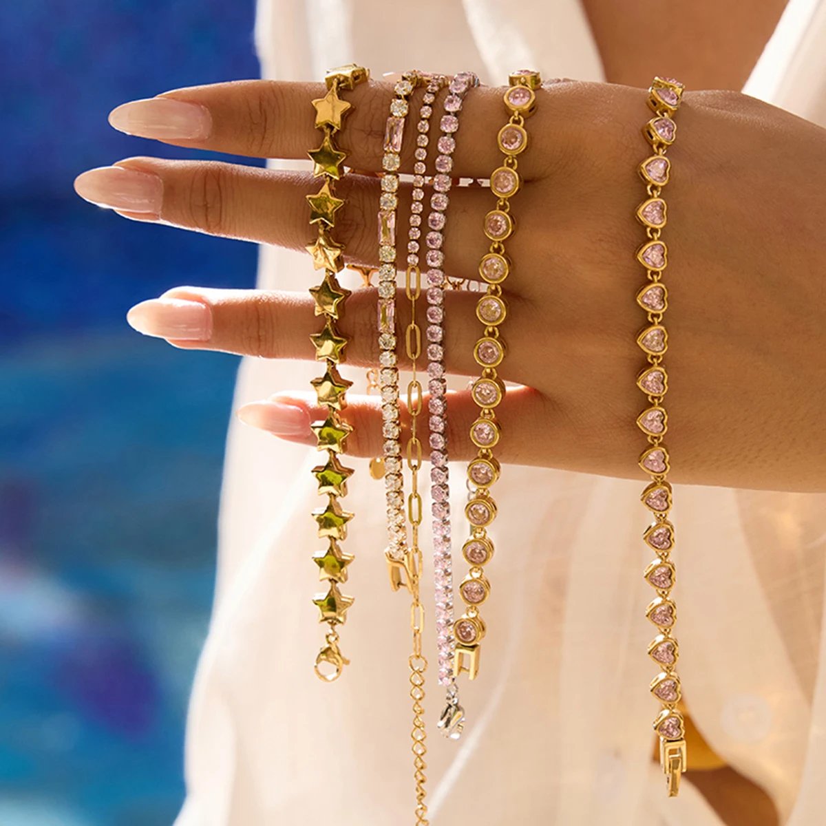 Pentagram Zircon Heart Bracelet – 18K Gold Plated Stainless Steel - Image 5